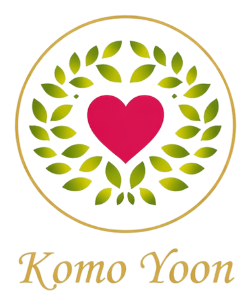 Logo Komo Yoon